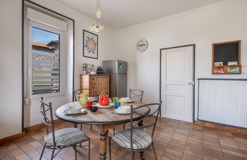 La Bernerie-en-Retz Ski Chalet | House for 6 in Bernerie , 270m from the beach