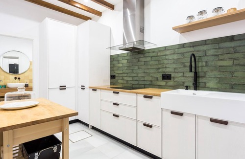 San Bartolome Apartment | House for 6 with FREE PARKING private terrace and views