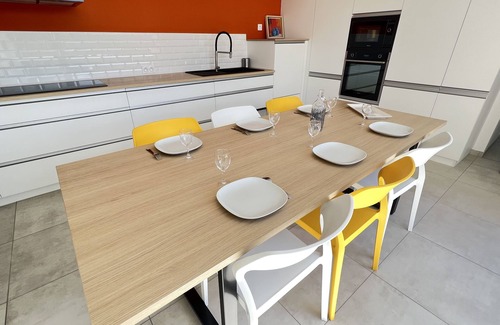 Le Conquet House | House for 7 people with private pool near the sea and shops