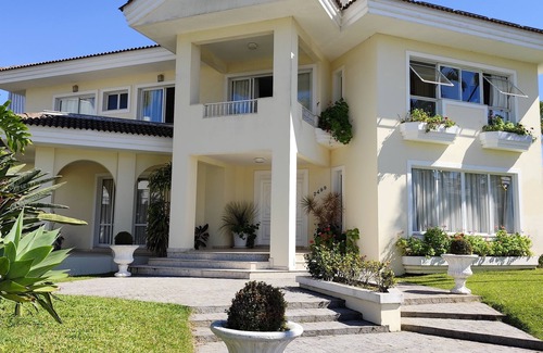 Jurere Internacional House | House for 12 people in Jurerê Internacional 200 m from the beach