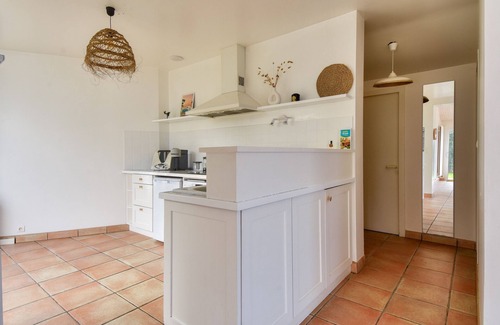 Noirmoutier-en-l'Ile Ski Chalet | House for 14 - 150 m from La Clère beach