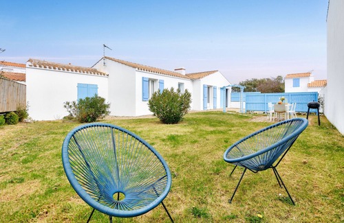 Noirmoutier-en-l'Ile Ski Chalet | House for 6 - Garden - Center of Noirmoutier