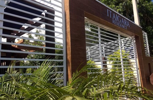 Canto Grande House | HOUSE FOR UP TO 52 PEOPLE IN BOMBINHAS
