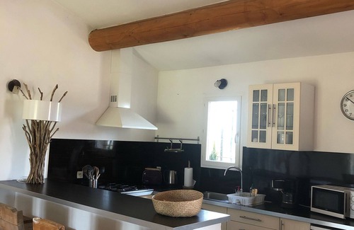 Saintes-Maries-de-la-Mer House | house in the Camargue, garden, parking, 2 minutes from the beach, pets welcome