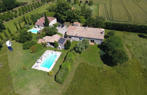 Sainte-Colombe-de-Villeneuve Villa | house classified * with private swimming pool on 2 hectares with view