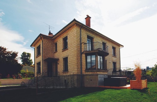 Pogny House | House GABRIEL * - Heart of village - Jacuzzi