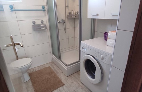 Velim House | House Heartsease (91671-K1) - Bulić