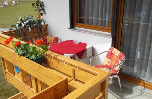 Hoefen Apartment | House in a quiet location with a large garden on the edge of the village near the Reutten cable cars