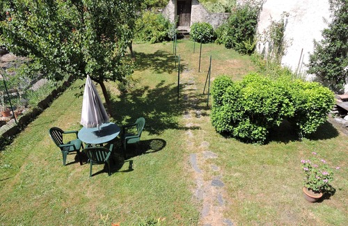 Ustou House | House in beautiful stone walls-a cozy nest in Trein d'Ustou.