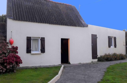 Plogoff House | House in Brittany near Coastal Hiking Trail