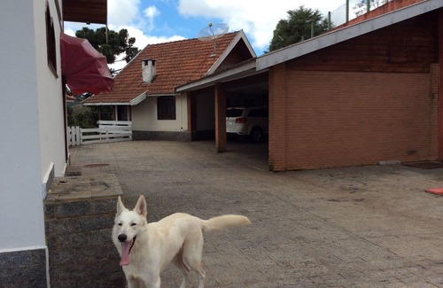 Vila Mantiqueira Cottage | House in Campos, high standard to 05 km from the center of Capivari