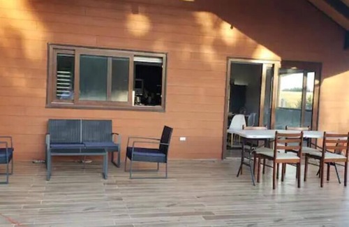 Yumbel House | House in condominium of plots