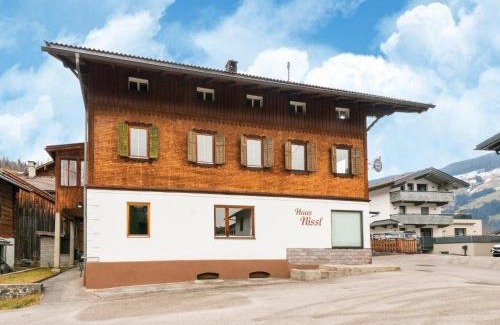 Fuegen House | House in Fügen near Zillertal Ski Slopes