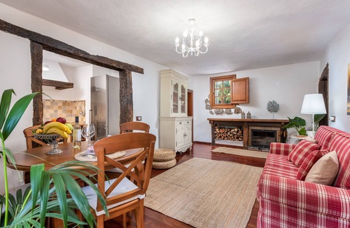 La Orotava House | House in farm, with pool, barbecue, wifi and Netflix