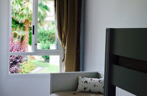 Tarragona House | HOUSE IN FIRST LINE OF SEA 2 MINUTES BEACH WALKING