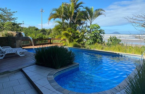 Costa do Sol House | House in front of the sea with 5 suites, swimming pool, 3 living rooms, gated community