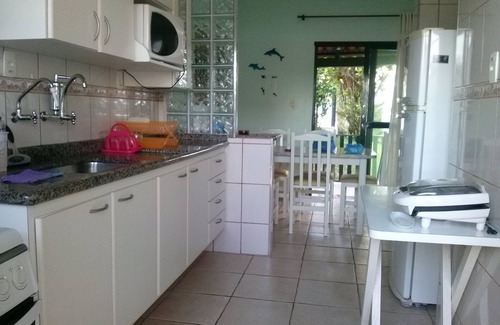 Martim de Sa Condo | House in Gated Community only 250 m from the Beach Martim de Sá