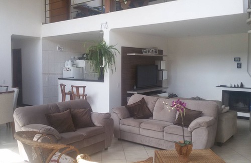 Mairipora Cottage | House in gated community with access to the Paiva Castro Dam