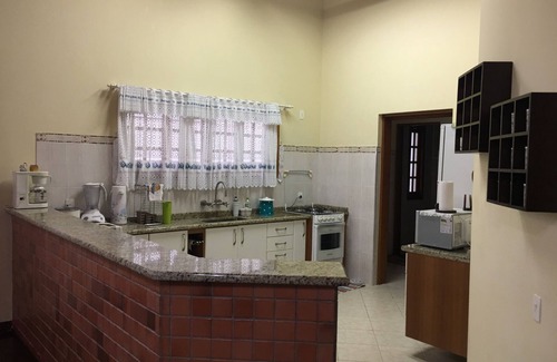 Ibiuna Cottage | House in gated community with lots of nature and security