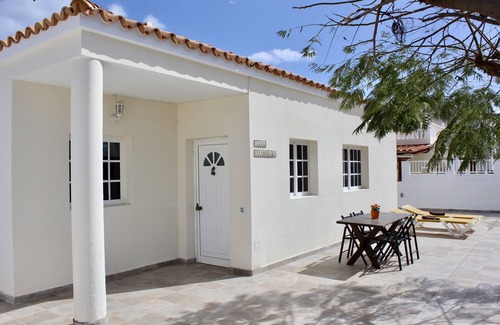 Tarajalejo House | House in love in Tarajalejo with Wifi, sat TV, grill
