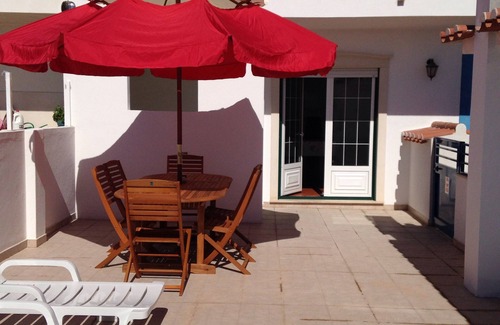 Peniche de Cima Villa | House in Peniche (Papoa) overlooking the bay