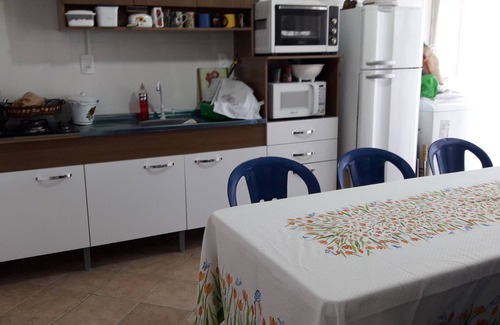Palhoca House | House in Pinheira 50m from the beach w/Wi-Fi