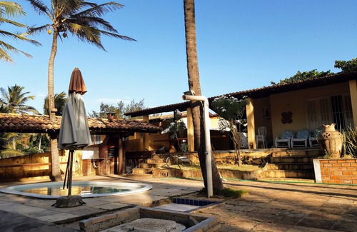 Coqueiro House | House in Praia do Coqueiro, facing the sea, close to the best tents.