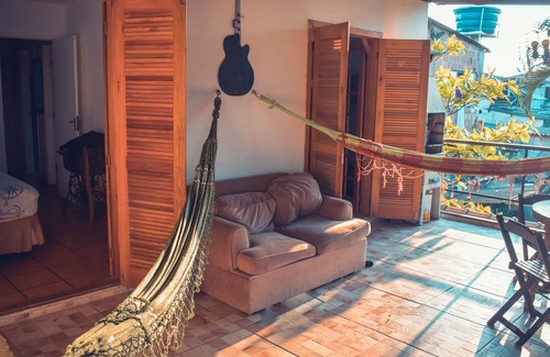 Pereque House | House in Praia do Perequê - HomeOffice