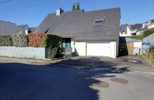 Vannes House | House in quiet, comfortable neighbourhood, close to town center and shops
