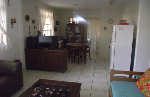 Setiba House | House in Setiba 200m from the beach surrounded by nature