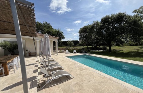 Saint-Paul-en-Foret House | House in St Paul en forêt - Swimming pool