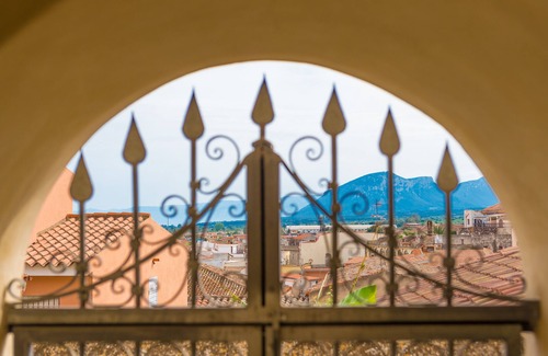Orosei House | House in the center of Orosei with panoramic views of the town and the sea