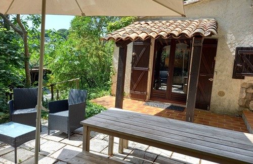 Biot House | House in the countryside, quiet, near the village of Biot.