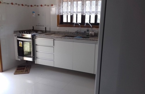 Campos do Jordao House | House in the mountains. 3 bedrooms that comfortably accommodate 5 people.