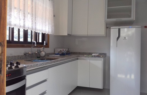 Campos do Jordao House | House in the mountains. 3 bedrooms that comfortably accommodate 5 people.