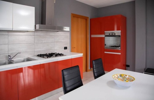 Portese Apartment | House in the Olive Trees-For a relaxing vacation at the lake.