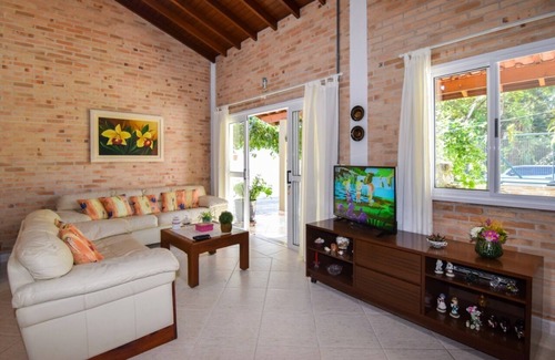 Barra da Lagoa House | House in Ubatuba - Itaguá