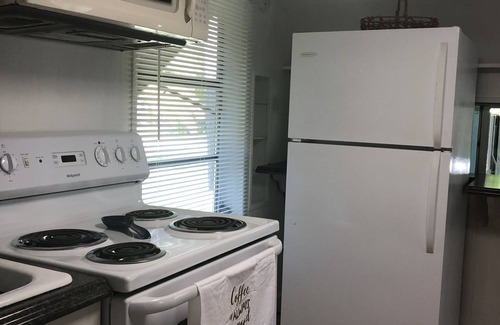 Gulf Coast Acres House | House is your House, quiet, nice and cool place, close to the beach & the river