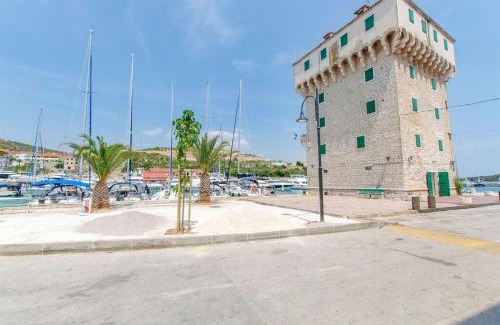 Marina House | House Jozo