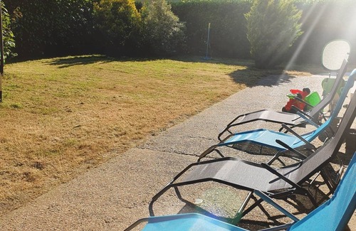 Ablon House | House, large garden, 5min from Honfleur beach by car, sleeps 6