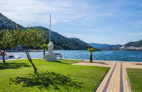 Ploce Villa | House Ljilja