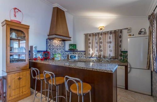 Fuentes de Andalucia Ski Chalet | House Ludima in Fuentes de Andalucia, 40 min from Sevilla and 50 min of Cordoba