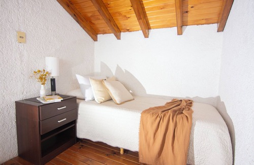Vistalba House | House minutes from the wineries, Wifi, 2 WC, 5 People