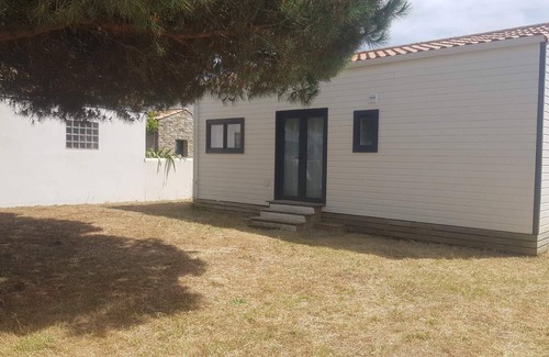 LʼIle-dʼOlonne House | House Of 46m² In A Quiet Area!