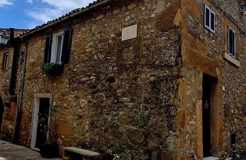 Manciano House | House of Butterflies, a delightful home in the ancient village of Poggio Capanne