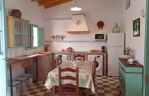 Rosal de la Frontera Cottage | House of the Vaults