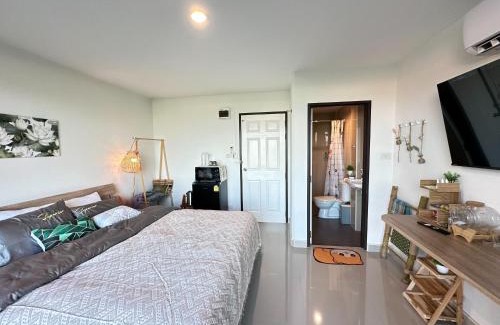 Ayutthaya Apartment | House of Lyla