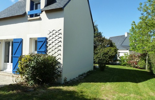 Saint-Gildas-de-Rhuys House | HOUSE on the RHUYS peninsula near the Gulf of Morbihan.