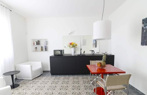 L'Assunta Apartment | House on the 1st floor with swimming pool in a villa in Monopoli n5