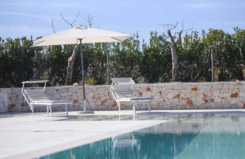 L'Assunta Apartment | House on the 1st floor with swimming pool in a villa in Monopoli n5